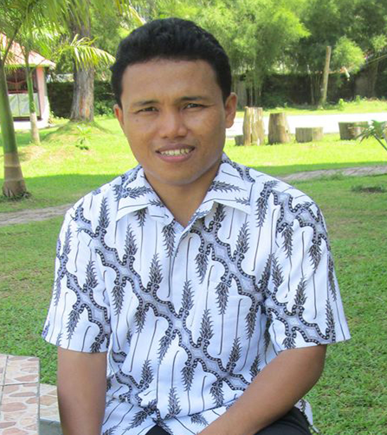 Rada Marudut Sinaga S.T